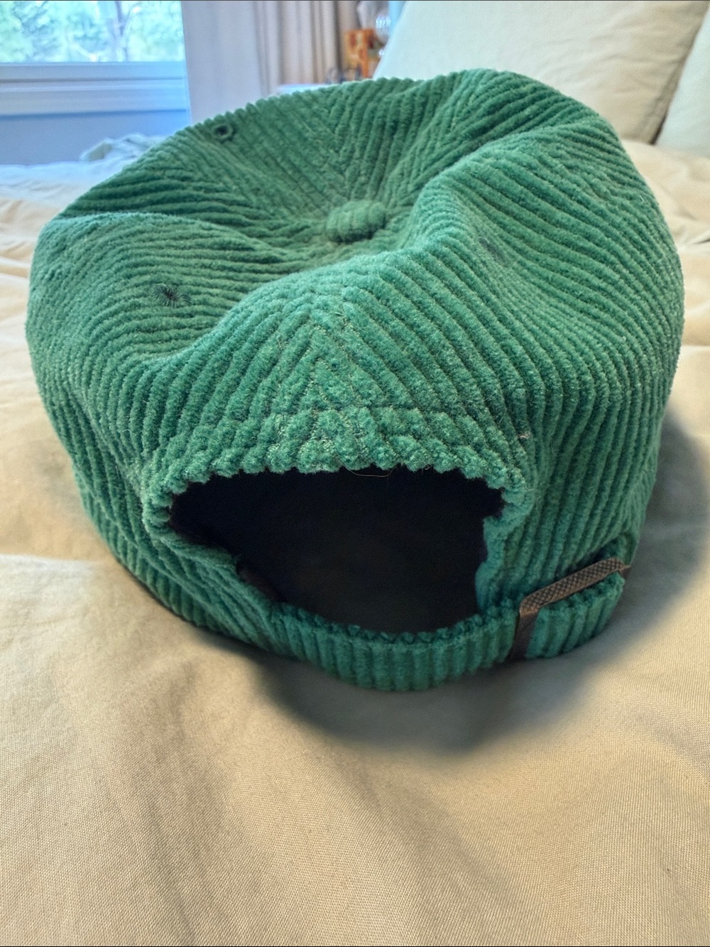 ’47 UO Exclusive MLB New York Yankees Cord Cleanup Baseball Hat - Picture 4 of 4